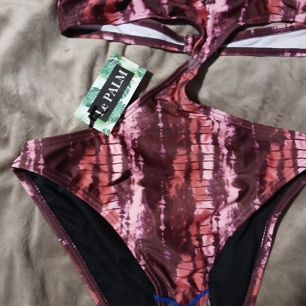 Asos Luxe Palm Women's Cut Out Halter Neck Swimsuit Purple Print NWT SZ 4 - Picture 2 of 10
